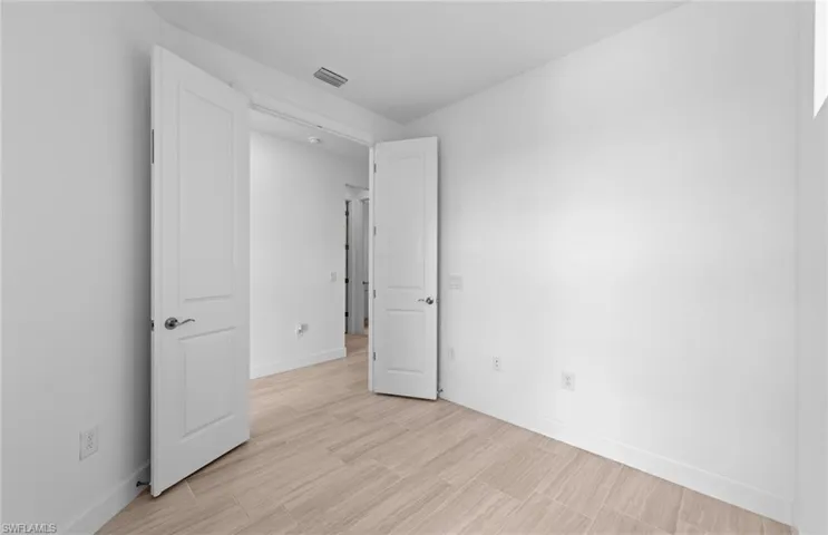 1887  Sierra  AVE, Naples, FL 34120