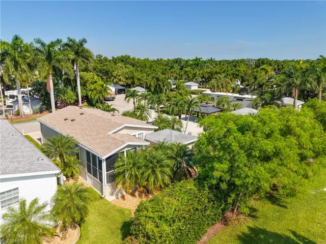 5617 Brightwood Dr., Fort Myers, Florida 33905