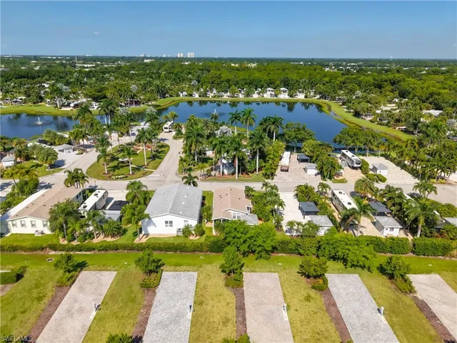 5617 Brightwood Dr., Fort Myers, Florida 33905