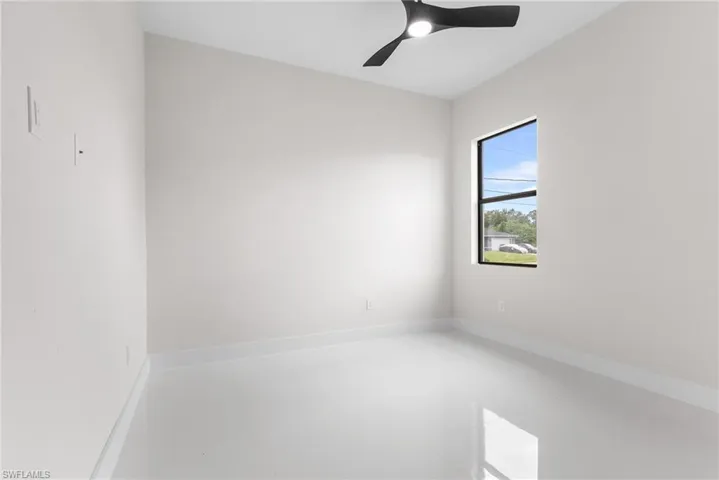 3513 20 St Sw, Lehigh Acres, Florida 33976