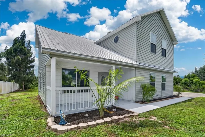 428 Sw 19th Ave, Cape Coral, Florida 33991
