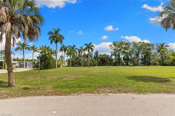 27801 Meadowlark Ln, Bonita Springs, Florida 34134