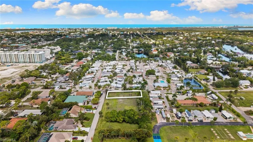 27801 Meadowlark Ln, Bonita Springs, Florida 34134