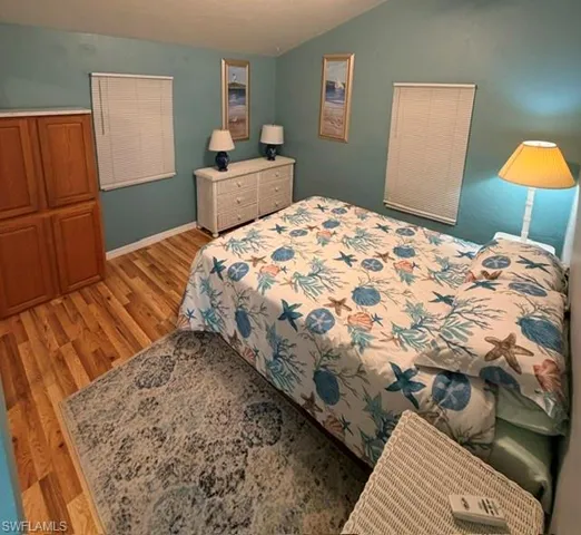 11751 Oakdale Dr, Fort Myers, Florida 33908