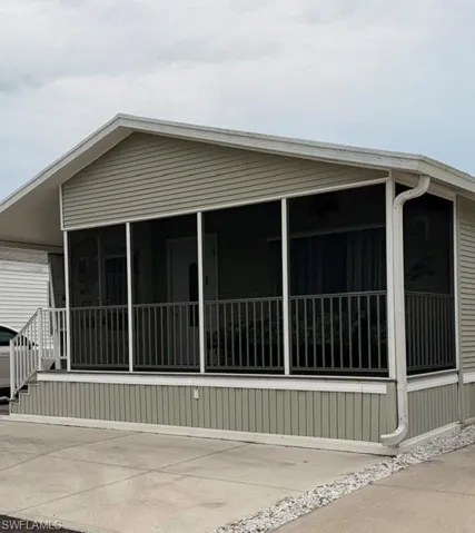 11751 Oakdale Dr, Fort Myers, Florida 33908