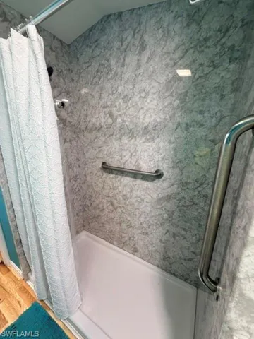 11751 Oakdale Dr, Fort Myers, Florida 33908