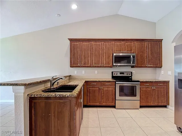 1726 Trafalgar Pkwy, Cape Coral, Florida 33991