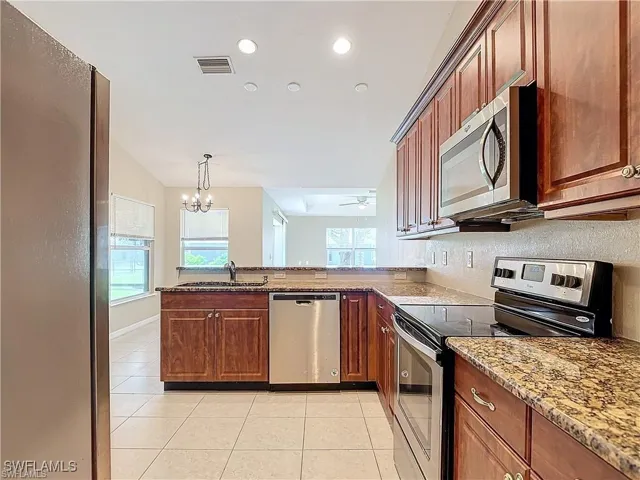 1726 Trafalgar Pkwy, Cape Coral, Florida 33991