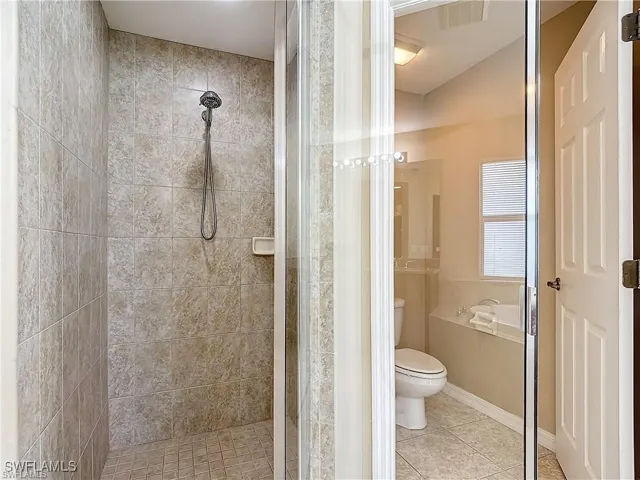 1726 Trafalgar Pkwy, Cape Coral, Florida 33991