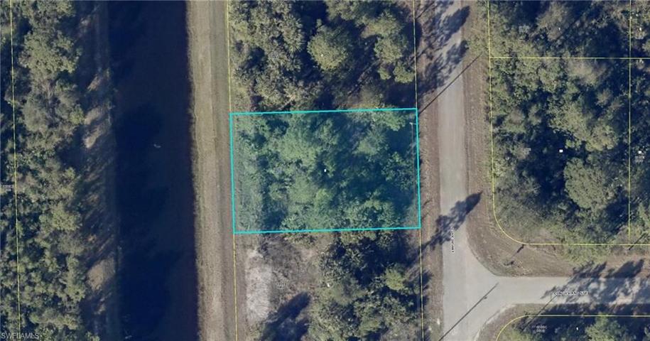 508  Empire S AVE, LEHIGH ACRES, FL 33974