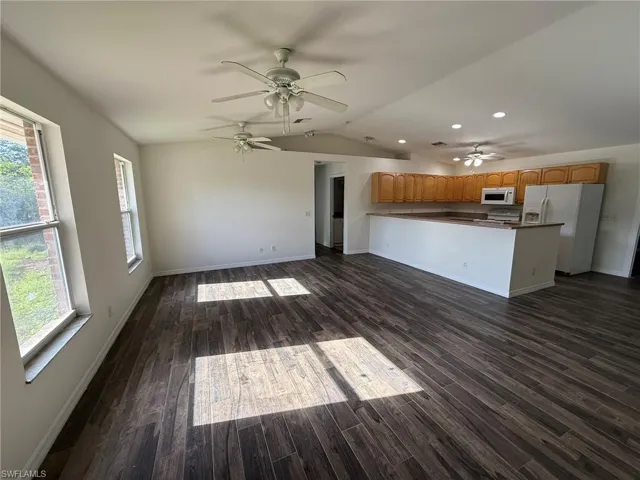 134  Navy S AVE, Lehigh Acres, FL 33974