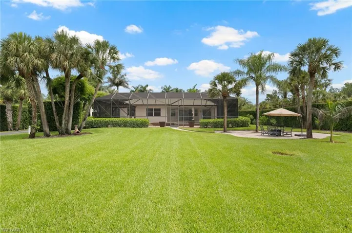 440 20th Ave Ne, Naples, Florida 34120
