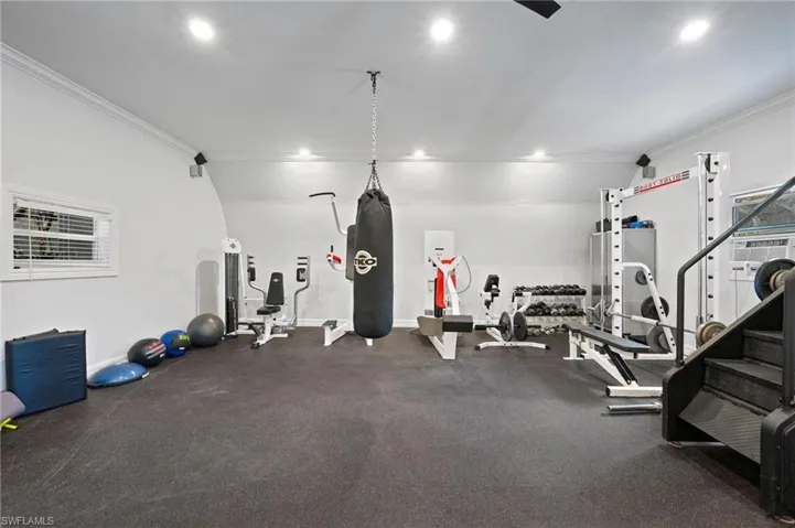 440 20th Ave Ne, Naples, Florida 34120