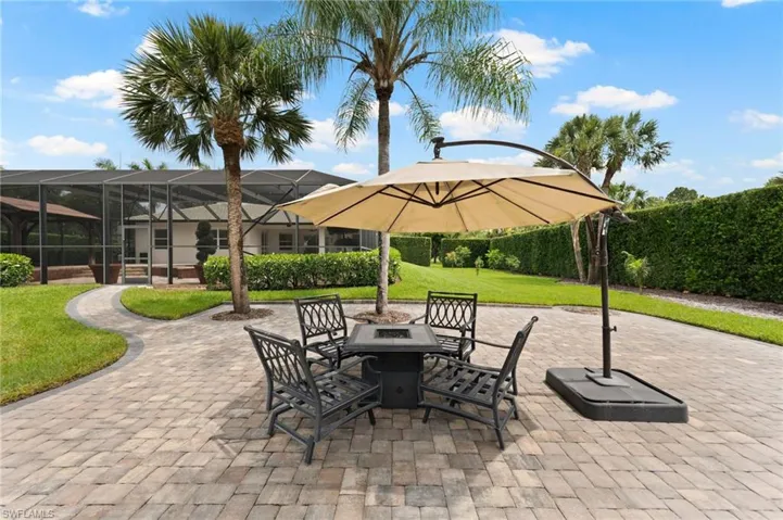 440 20th Ave Ne, Naples, Florida 34120