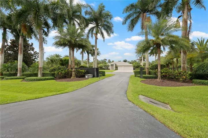 440 20th Ave Ne, Naples, Florida 34120