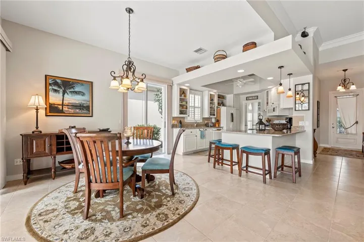 15437 Puffin Drive Bonita Springs FL 34135 - Dining area