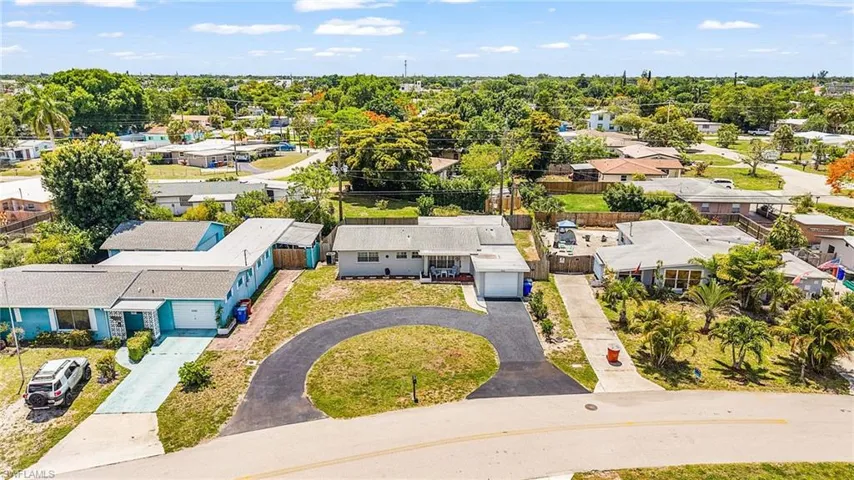 4360  Lagg  AVE, Fort Myers, FL 33901