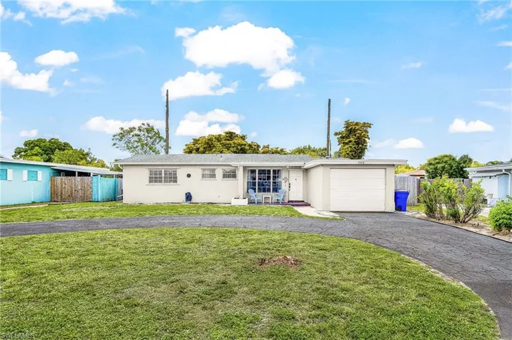4360  Lagg  AVE, Fort Myers, FL 33901