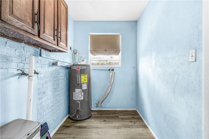 Indoor laundry room