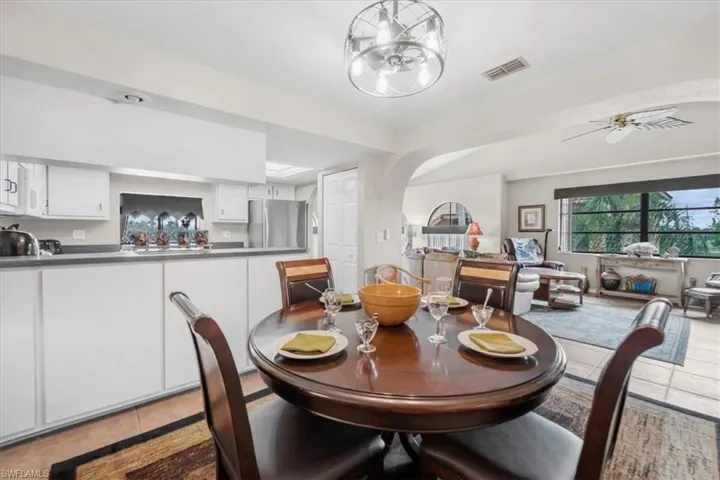 5510 Sw 4th Pl 305, Cape Coral, Florida 33914