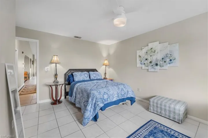 5510 Sw 4th Pl 305, Cape Coral, Florida 33914