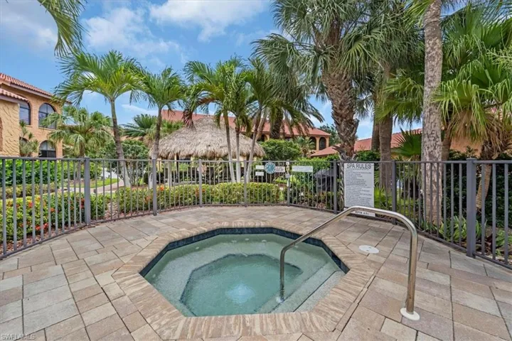 5510 Sw 4th Pl 305, Cape Coral, Florida 33914