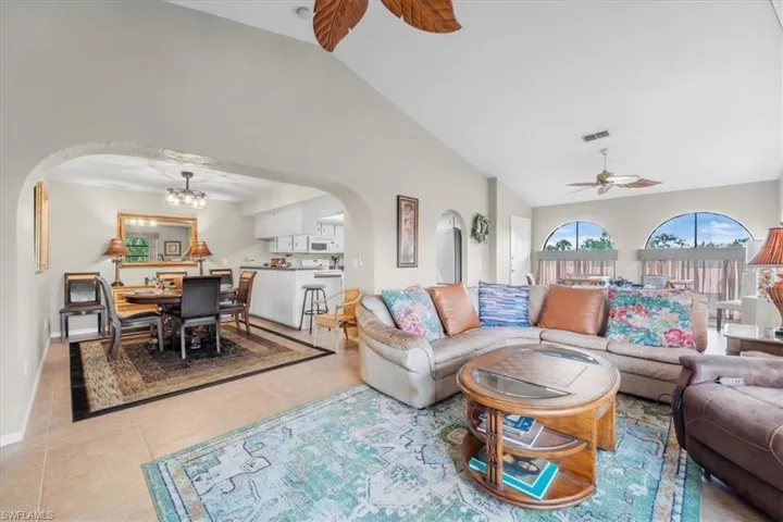 5510 Sw 4th Pl 305, Cape Coral, Florida 33914