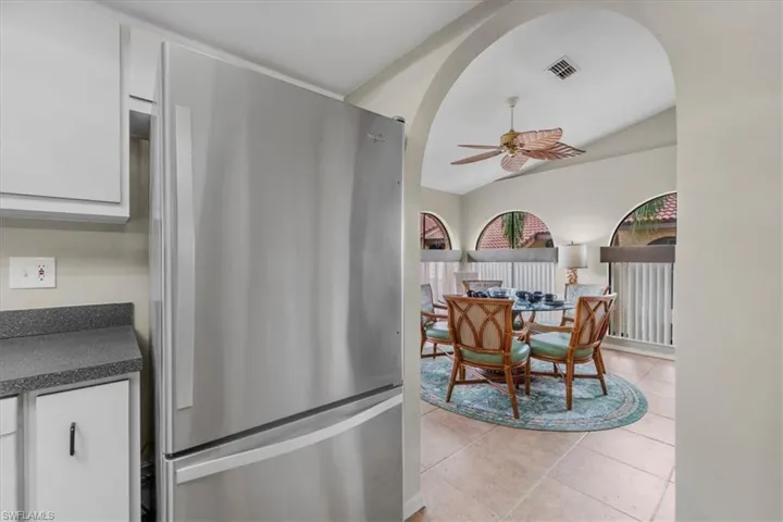 5510 Sw 4th Pl 305, Cape Coral, Florida 33914