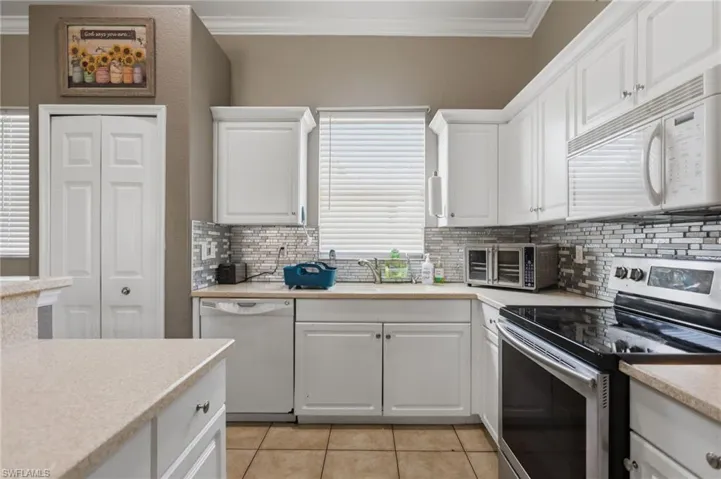 711 Crestline Ave S, Lehigh Acres, Florida 33974