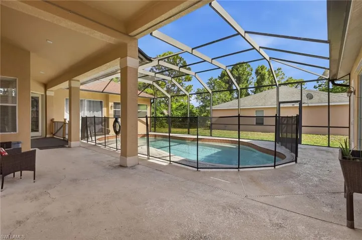 711 Crestline Ave S, Lehigh Acres, Florida 33974