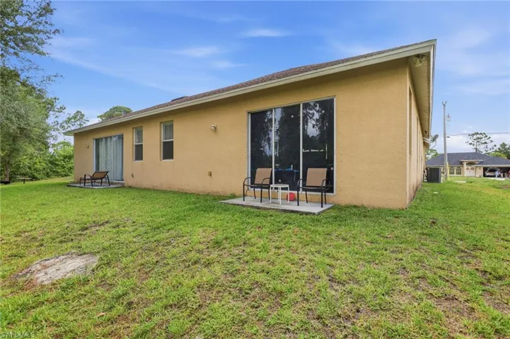 711 Crestline Ave S, Lehigh Acres, Florida 33974