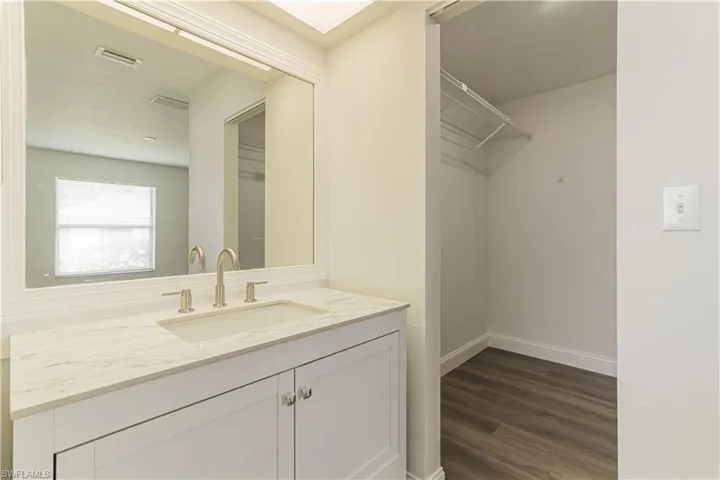 107 Blue Ridge Dr 21, Naples, Florida 34112