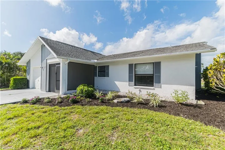 107 Blue Ridge Dr 21, Naples, Florida 34112