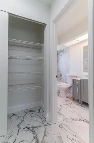 107 Blue Ridge Dr 21, Naples, Florida 34112