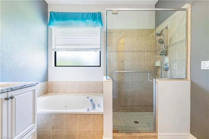 12926 Village Gate Ct, Fort Myers, Florida 33913