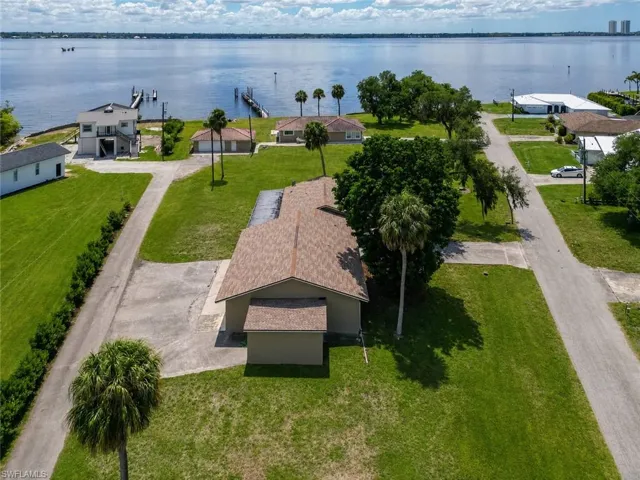 1818/1822 Stevenson Rd, North Fort Myers, Florida 33917