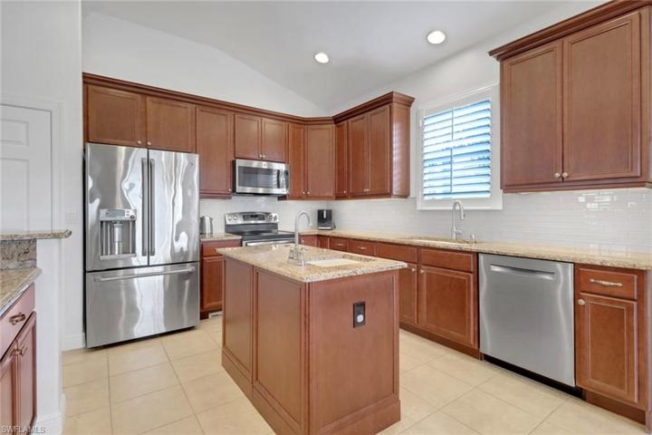 28665  San Lucas  LN, Bonita Springs, FL 34135