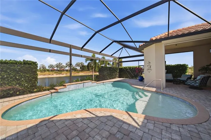 8816 Savona Ct, Naples, Florida 34119