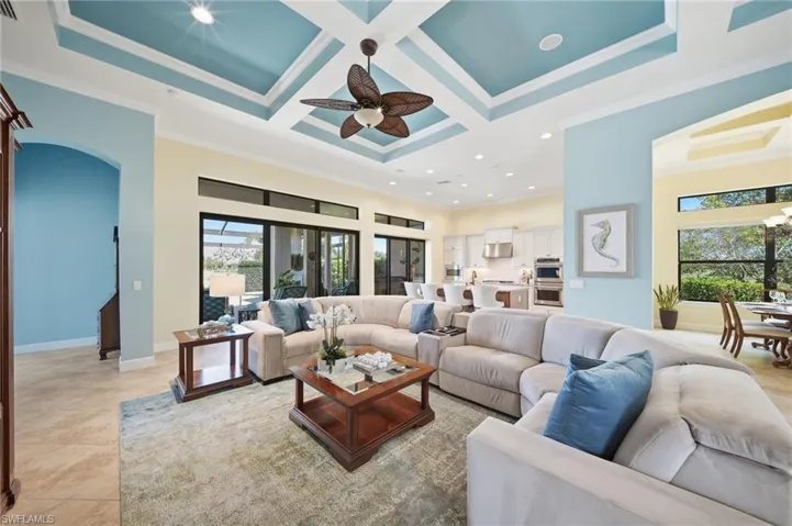 8816 Savona Ct, Naples, Florida 34119