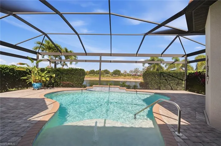 8816 Savona Ct, Naples, Florida 34119