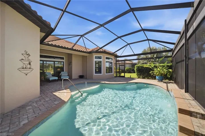 8816 Savona Ct, Naples, Florida 34119