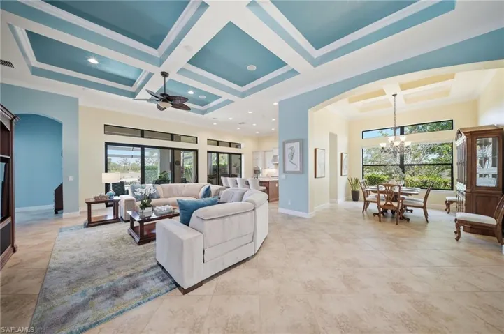 8816 Savona Ct, Naples, Florida 34119