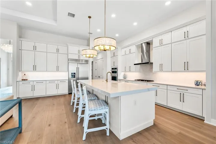 9182 Wisteria Way, Naples, Florida 34114