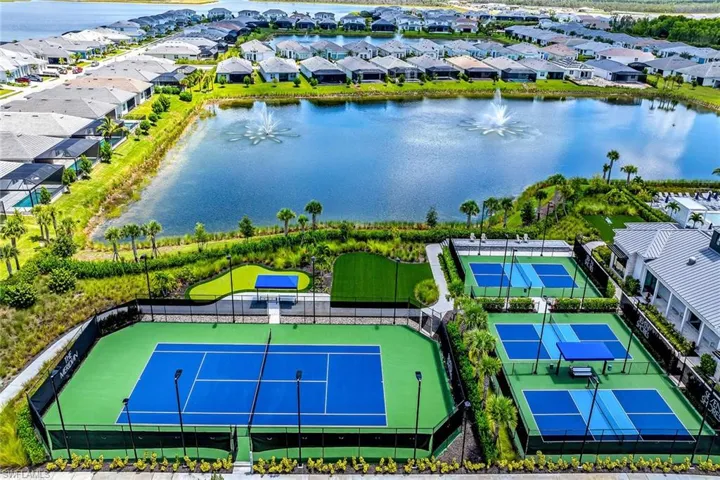 9182 Wisteria Way, Naples, Florida 34114