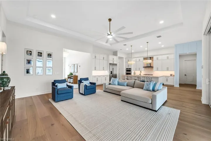 9182 Wisteria Way, Naples, Florida 34114