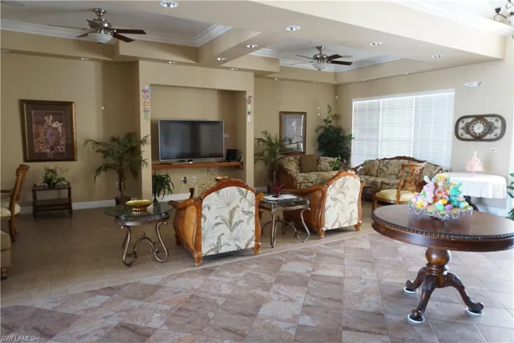Entertainment room
