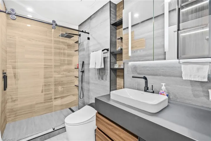 6031 Dogwood Way, Naples, Florida 34116