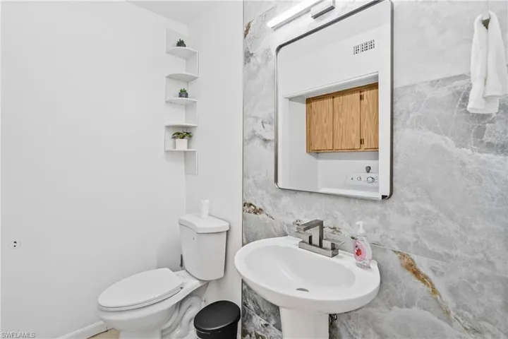6031 Dogwood Way, Naples, Florida 34116