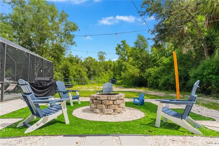 6031 Dogwood Way, Naples, Florida 34116