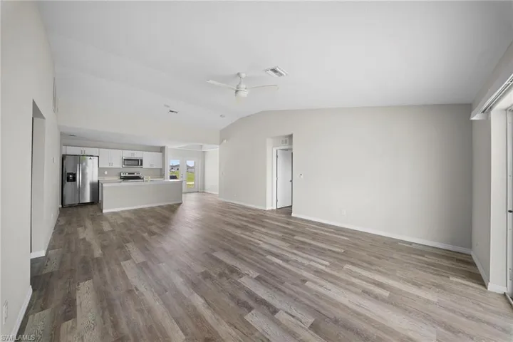 202 Nw 25th Pl, Cape Coral, Florida 33993